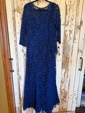 Leslie Fay Royal Blue Lace Long Sleeve Maxi Dress